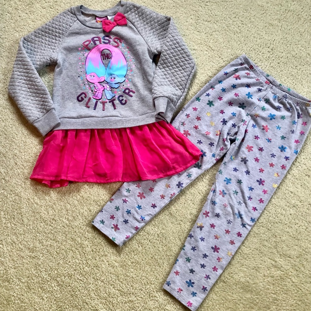 Trolls Outfit